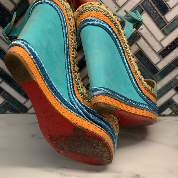 🌹 CL sandals size 8 - Picture 3 of 5